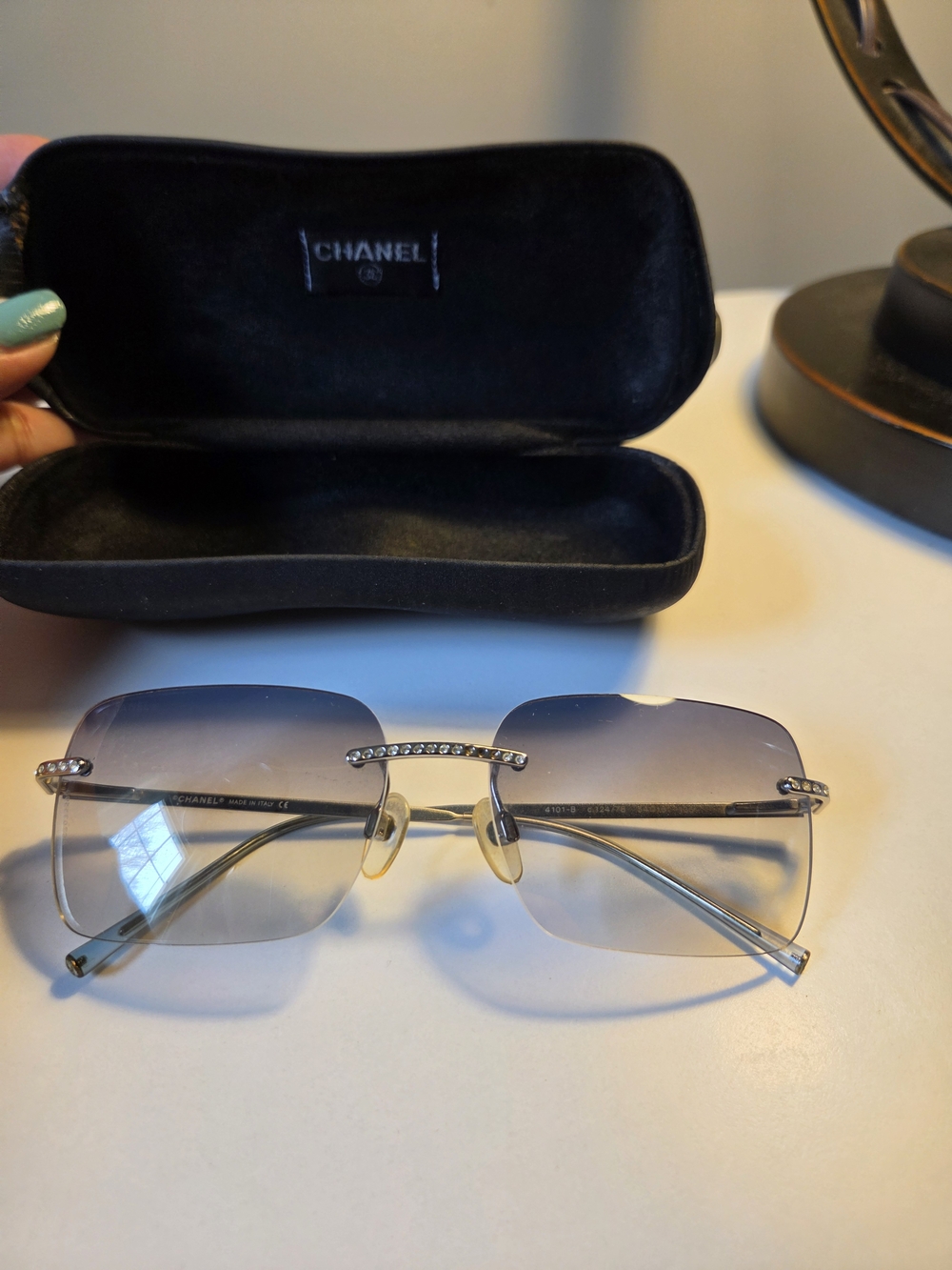 CHANEL Rimless Sunglasses Silver with Blue Gradient Lenses - Picture 2 of 14